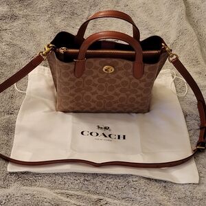 COACH Crossbody bag Purse new very good condition